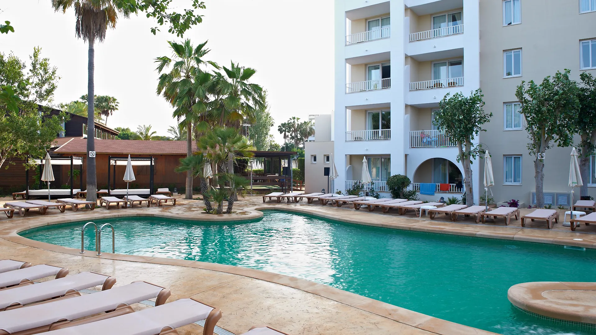 Protur Safari Park Aparthotel Sa Coma